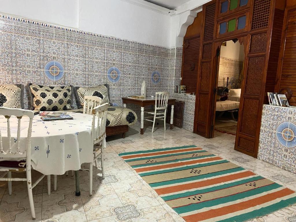 Riad Fez Hostel Exterior photo