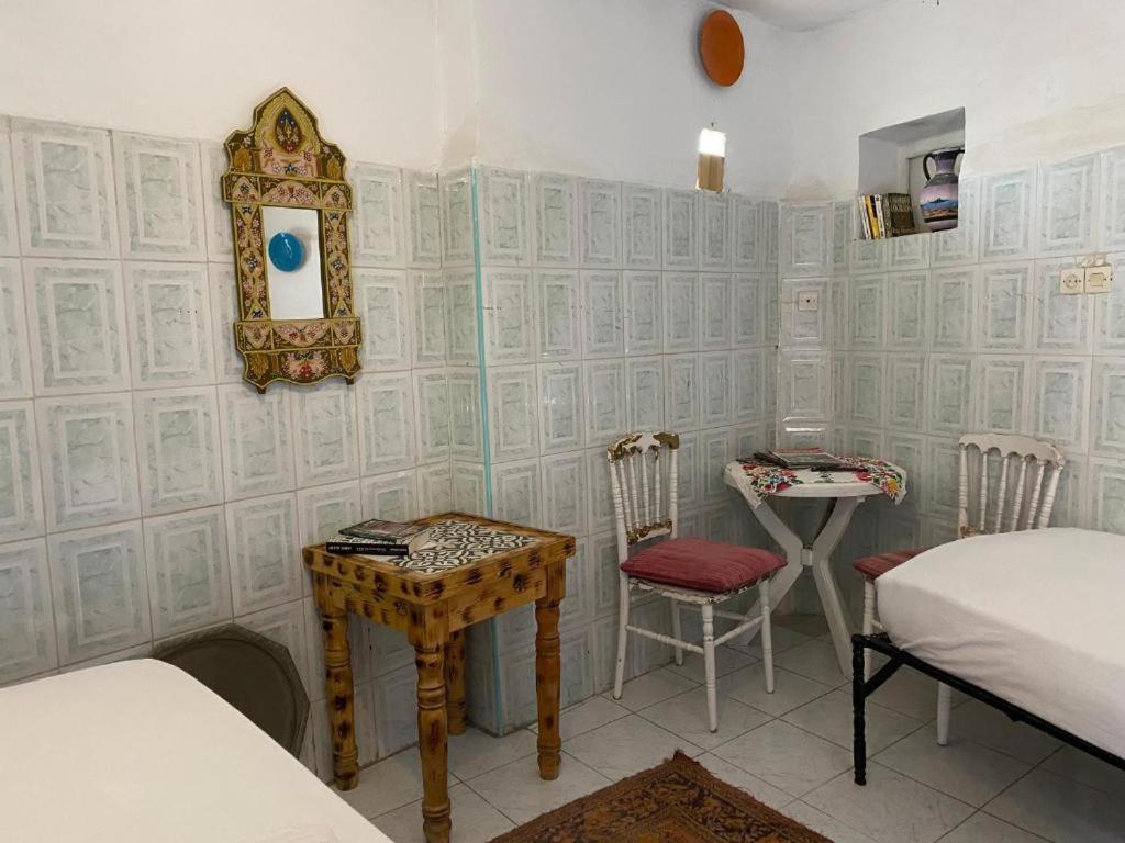 Riad Fez Hostel Exterior photo