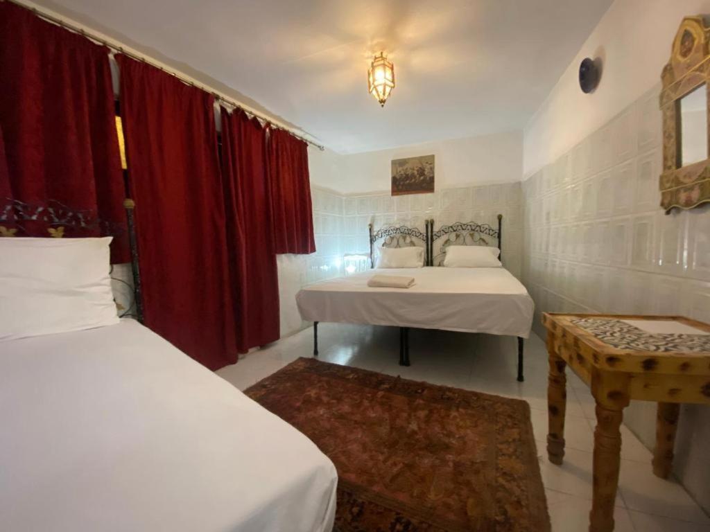 Riad Fez Hostel Exterior photo
